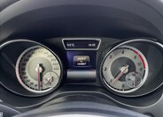 Mercedes-Benz GLA 12