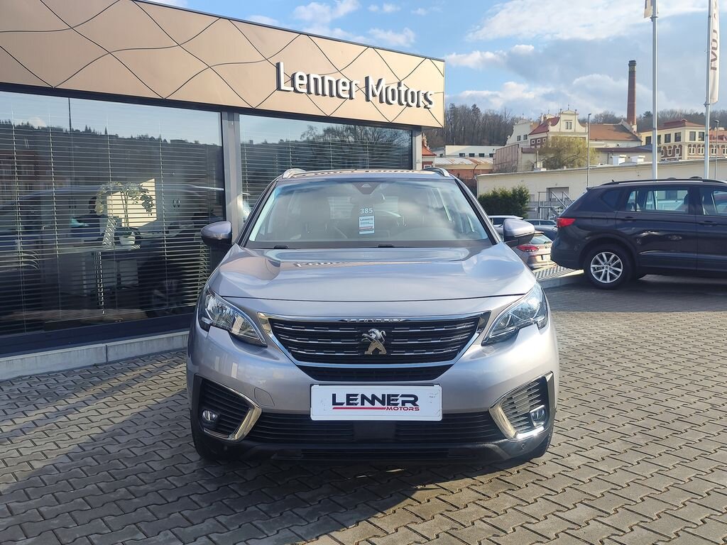 Peugeot 5008 SUV / Terénní 1,2 l 96 kw