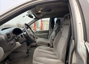 Chrysler Grand Voyager MPV 2,8 l 110 kw
