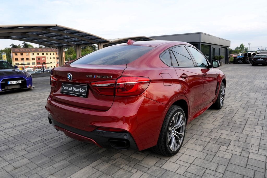 BMW X6 SUV / Terénní 3,0 l 280 kw
