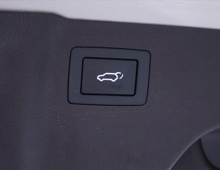 Hyundai Grand Santa Fe 10