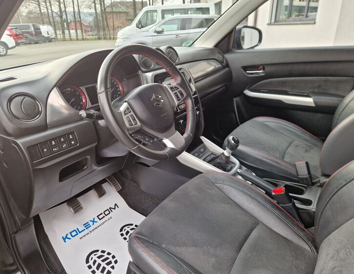 Suzuki Vitara 8