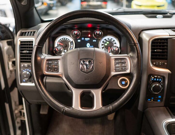 Dodge RAM Pick-up 5,7 l 291 kw