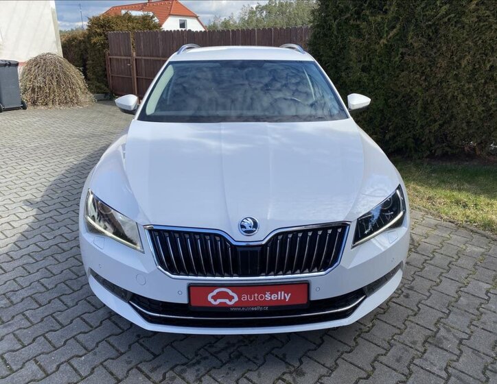 Škoda Superb Kombi 2,0 l 110 kw