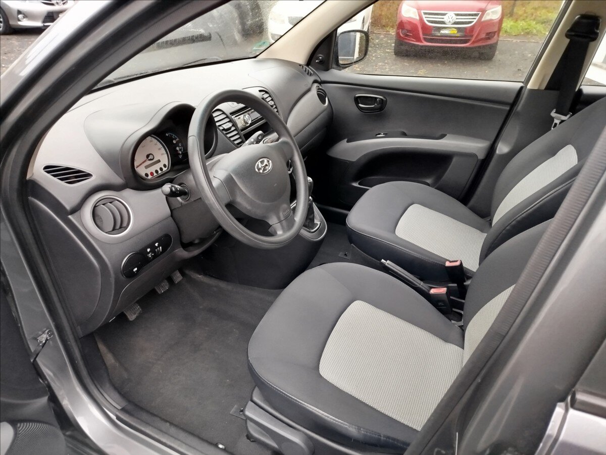 Hyundai i10 Hatchback 1,1 l 49 kw