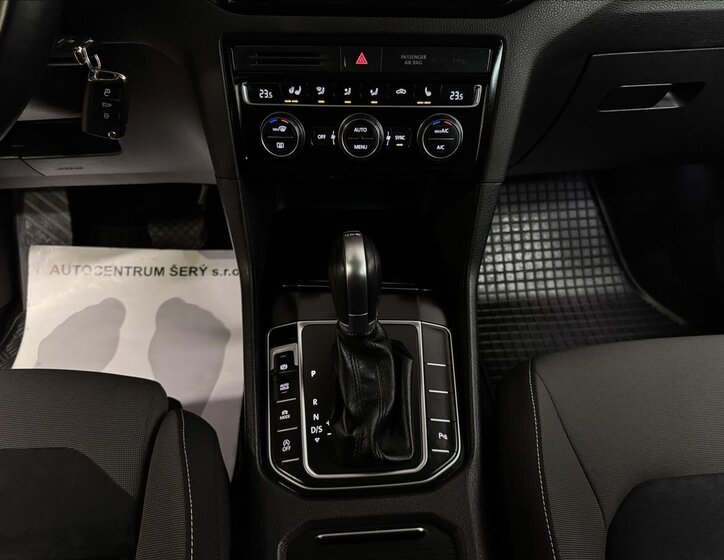 Volkswagen Golf Sportsvan MPV 1,6 l 81 kw