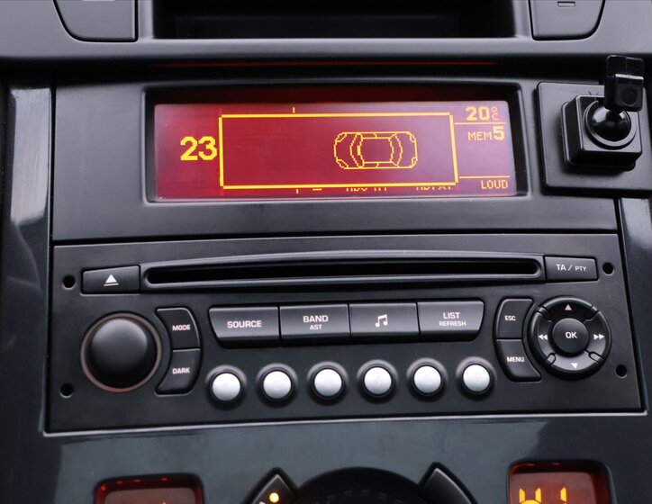 Peugeot 5008 MPV 1,6 l 88 kw