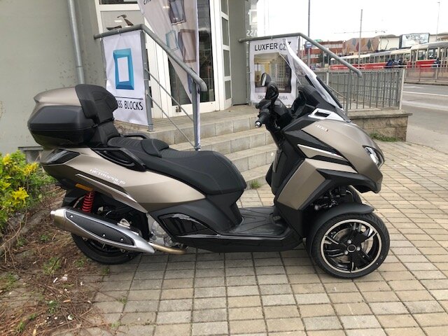 Peugeot Ostatní Kabriolet 400,0 26 kw