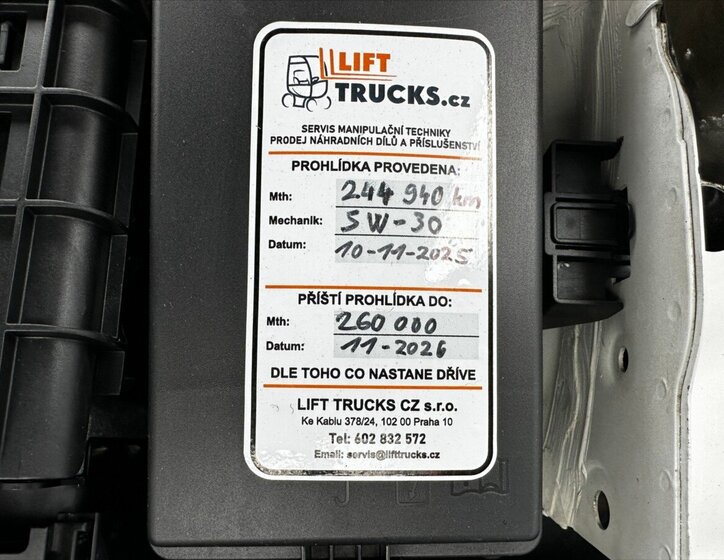 Škoda Superb Sedan / Limuzína 2,0 l 110 kw