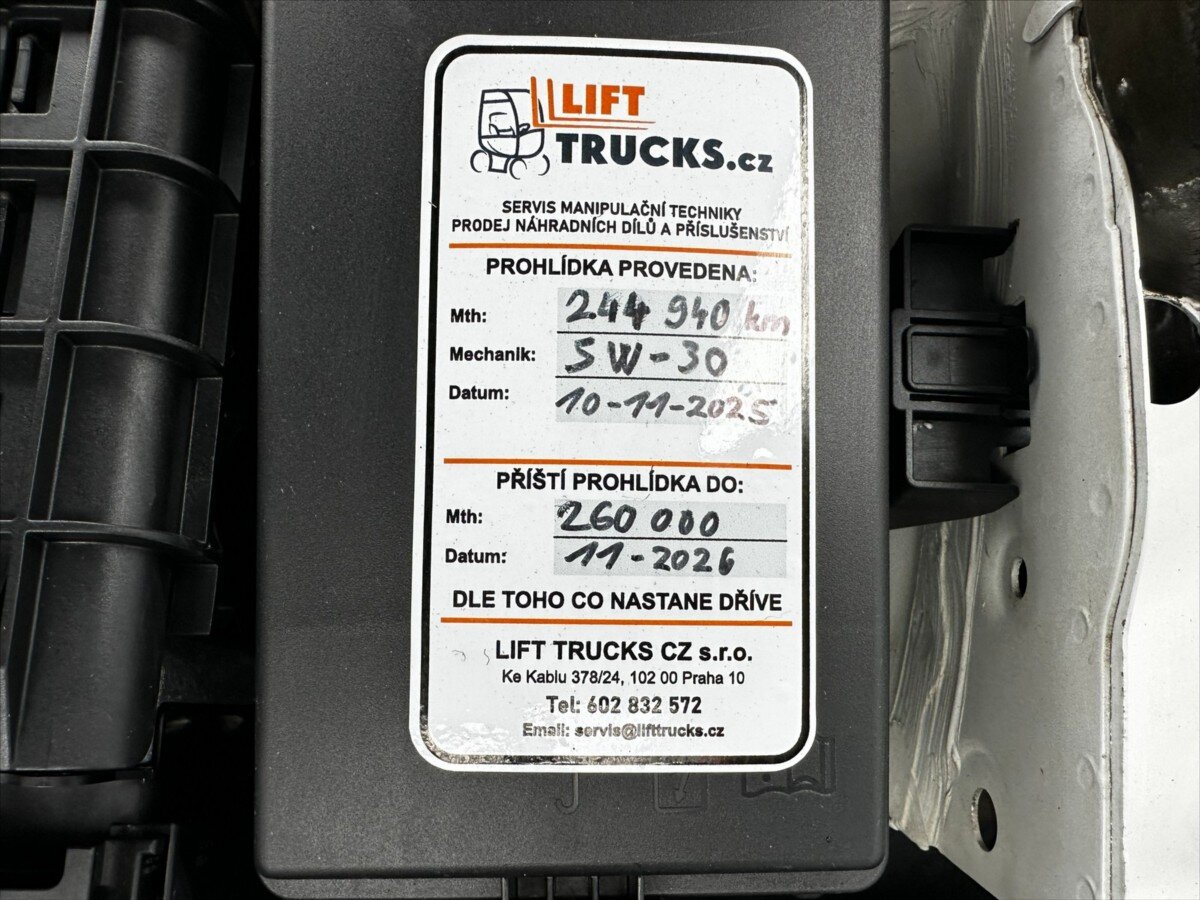 Škoda Superb Sedan / Limuzína 2,0 l 110 kw