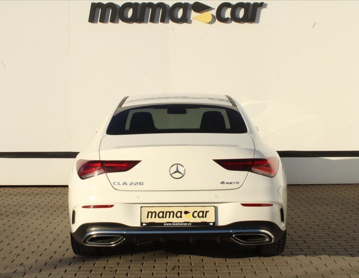 Mercedes-Benz CLA Sedan 2,0 l 140 kw