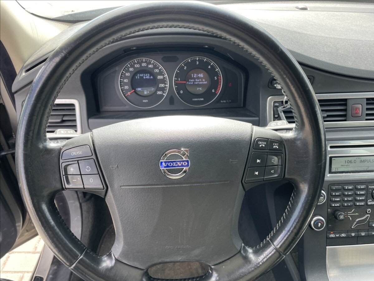 Volvo V70 Kombi 2,0 l 100 kw