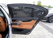 BMW Řada 7 24
