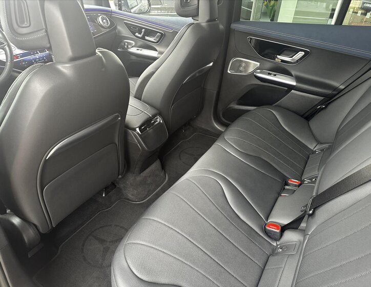 Mercedes-Benz EQE SUV / Terénní 0,0 300 kw