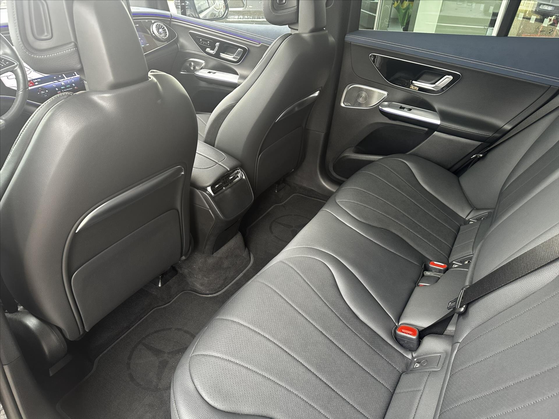 Mercedes-Benz EQE SUV / Terénní 0,0 300 kw