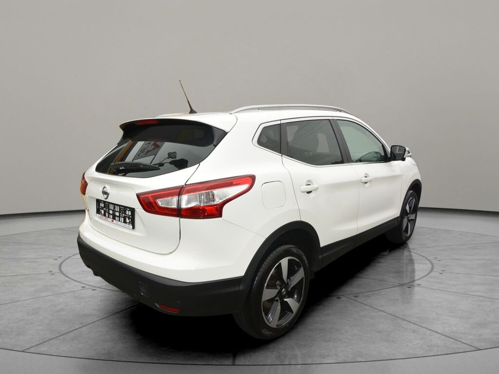 Nissan Qashqai SUV / Terénní 1,2 l 85 kw