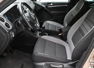 Volkswagen Tiguan SUV 2,0 l 81 kw