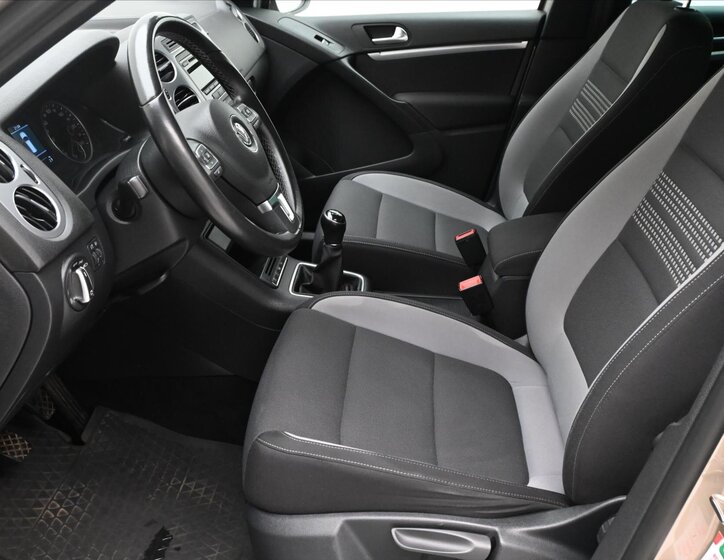 Volkswagen Tiguan SUV 2,0 l 81 kw