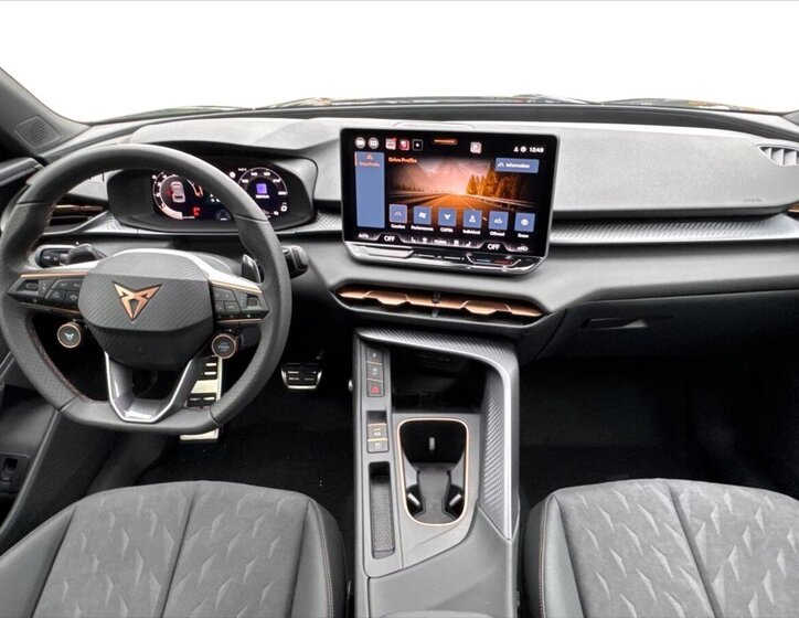 Cupra Terramar SUV / Terénní 2,0 l 195 kw