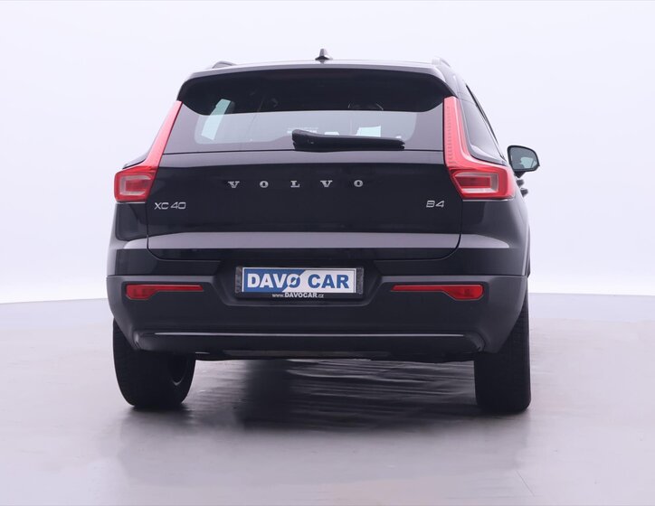 Volvo XC40 SUV 2,0 l 145 kw