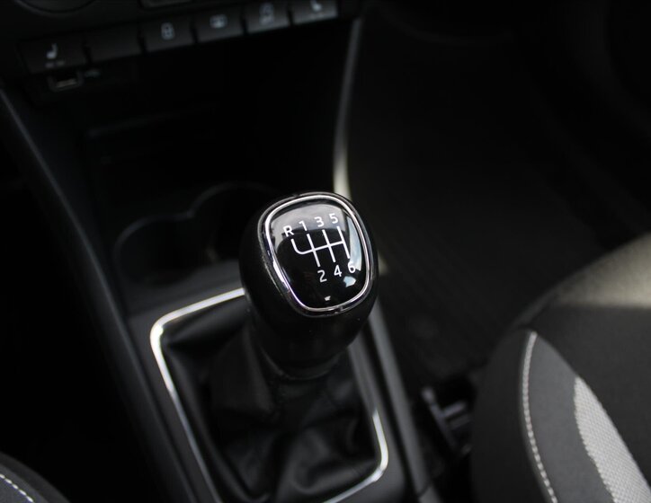 Škoda Rapid Liftback 999,0 81 kw