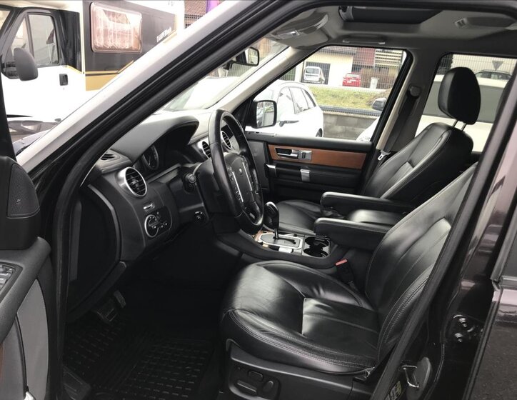 Land Rover Discovery Kombi 3,0 l 180 kw