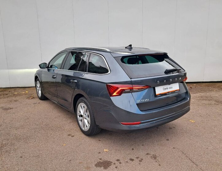 Škoda Octavia 25