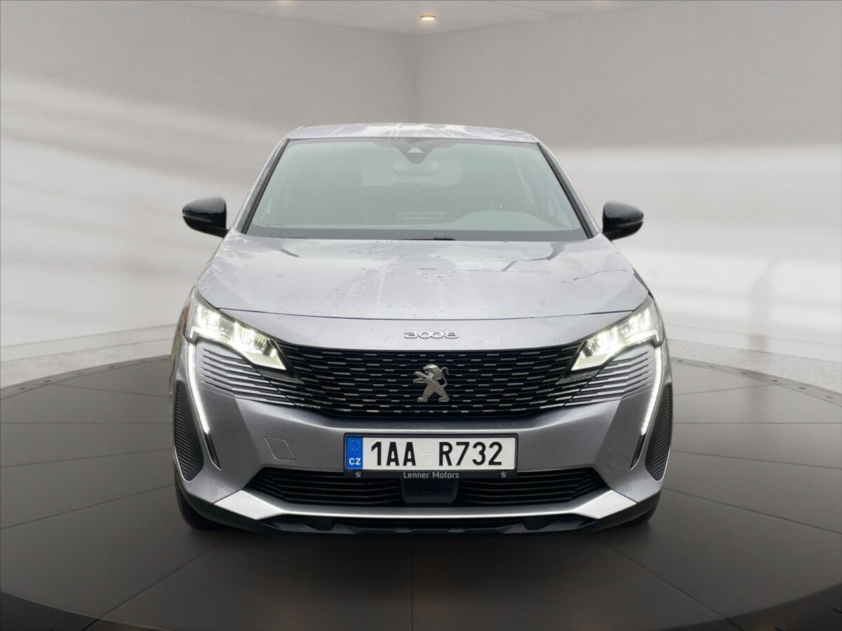 Peugeot 3008 SUV 1,2 l 96 kw