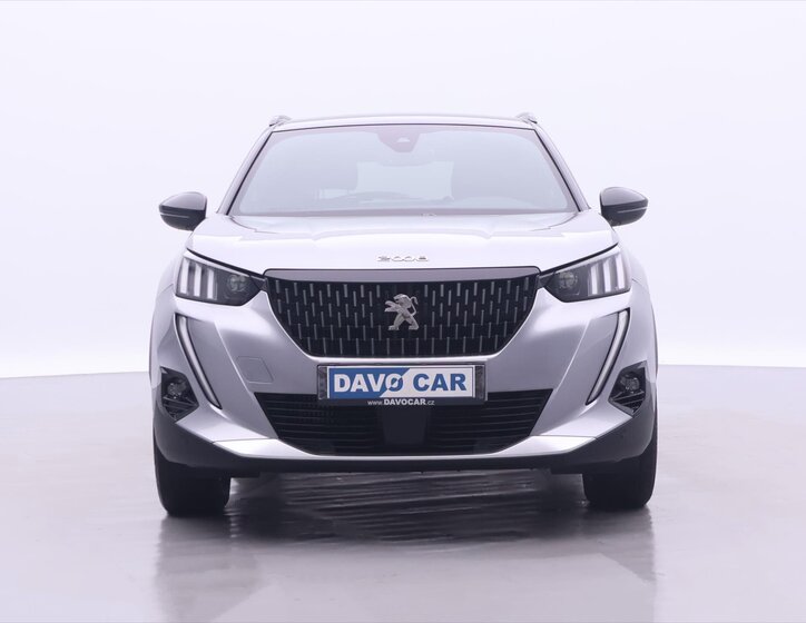 Peugeot 2008 SUV 1,2 l 96 kw