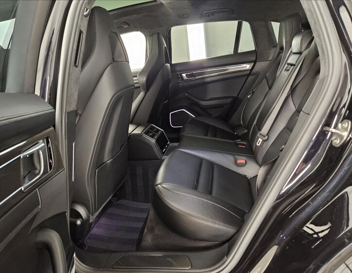 Porsche Panamera Kombi 4,0 l 404 kw