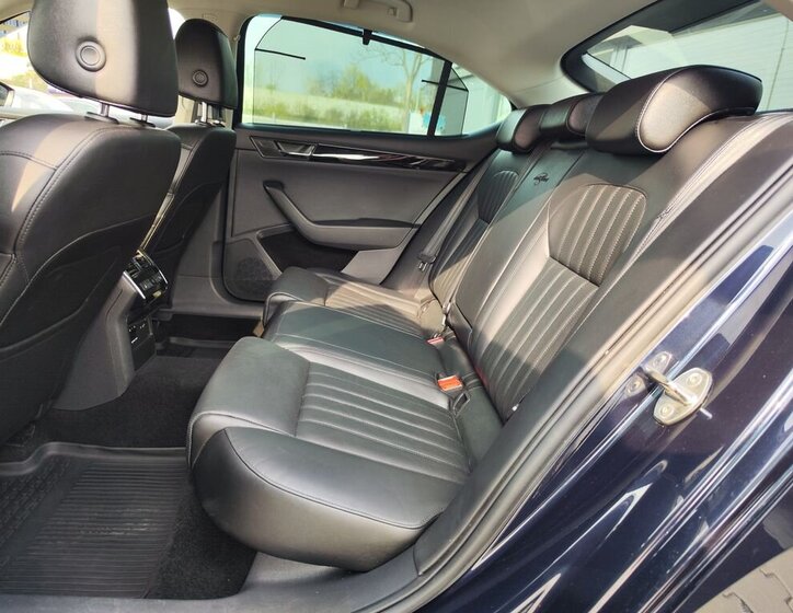 Škoda Superb Sedan / Limuzína 2,0 l 110 kw