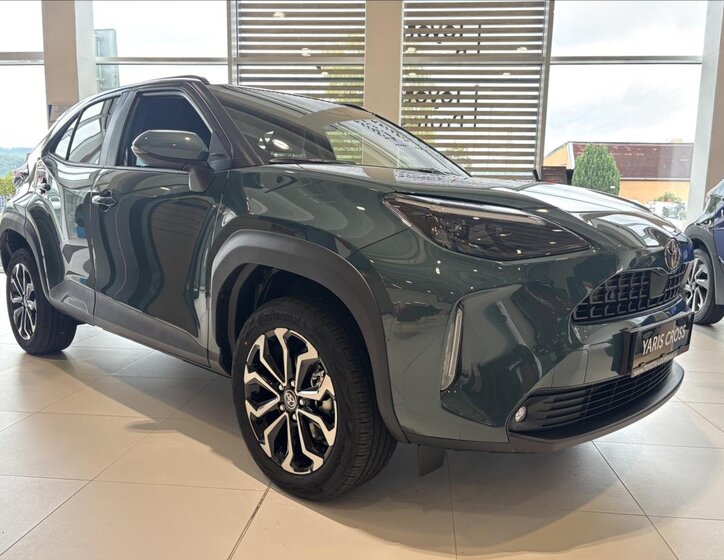 Toyota Yaris Cross SUV 1,5 l 96 kw