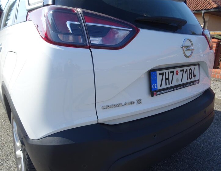 Opel Crossland X MPV 1,2 l 61 kw