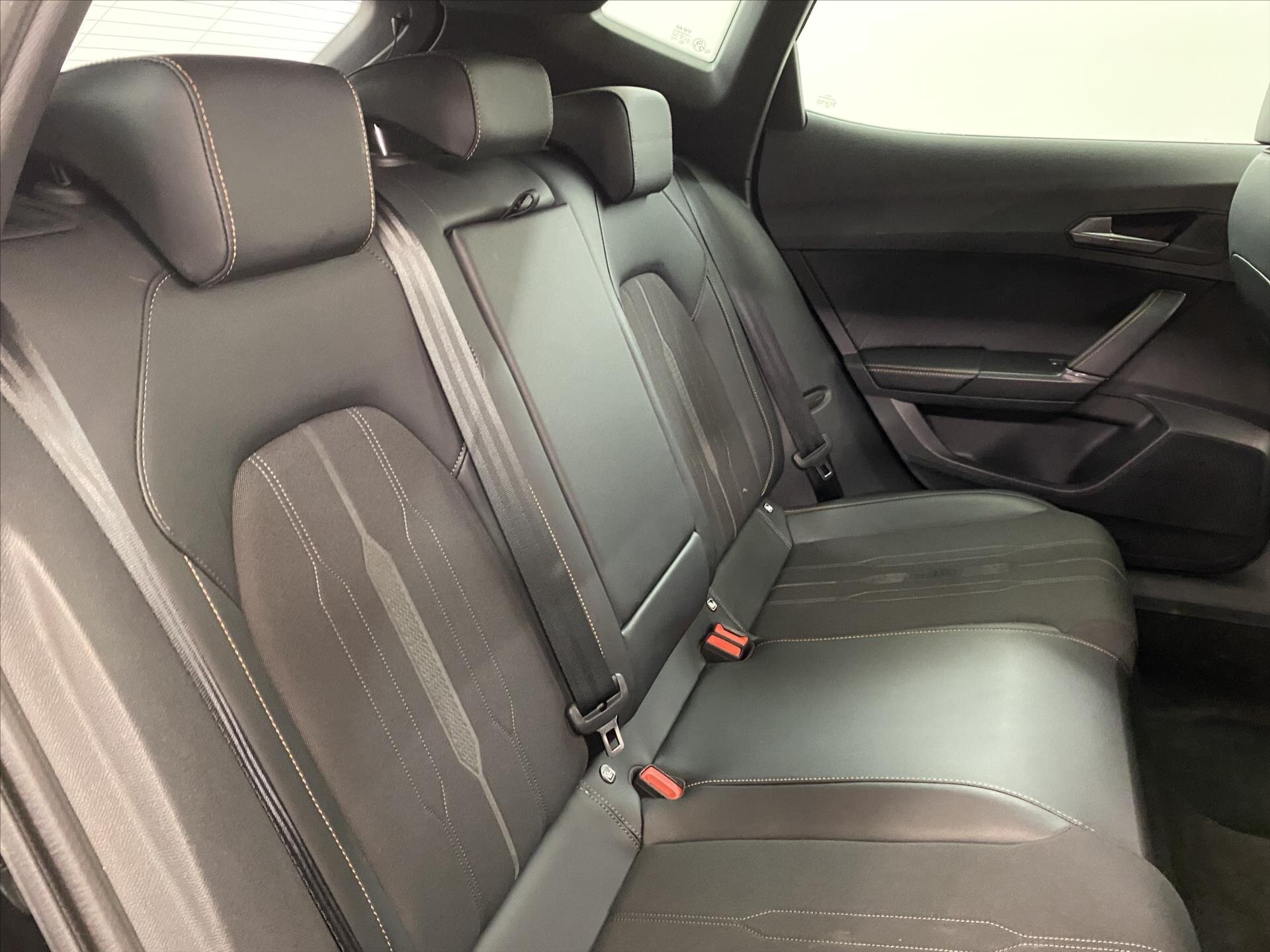 Cupra Formentor SUV / Terénní 2,0 l 110 kw