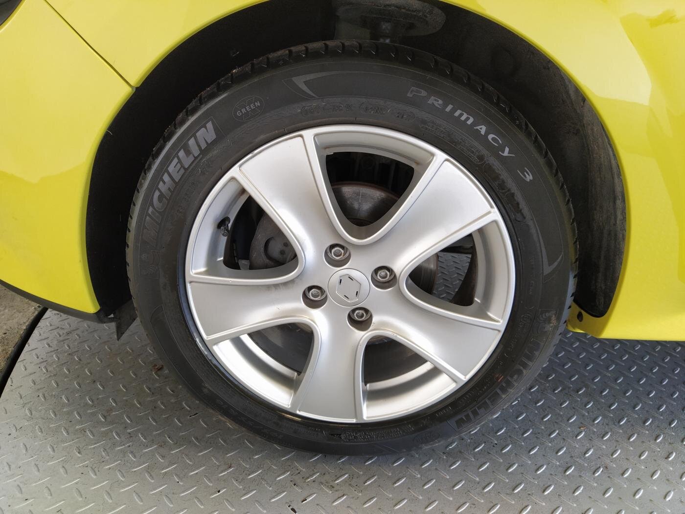 Renault Clio Kombi 898,0 66 kw