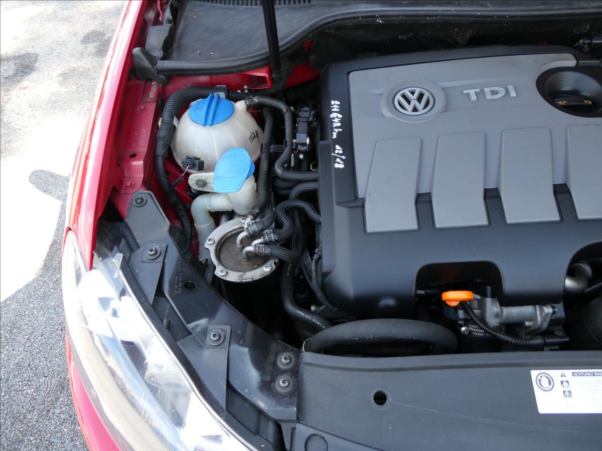 Volkswagen Golf Kombi 1,6 l 77 kw