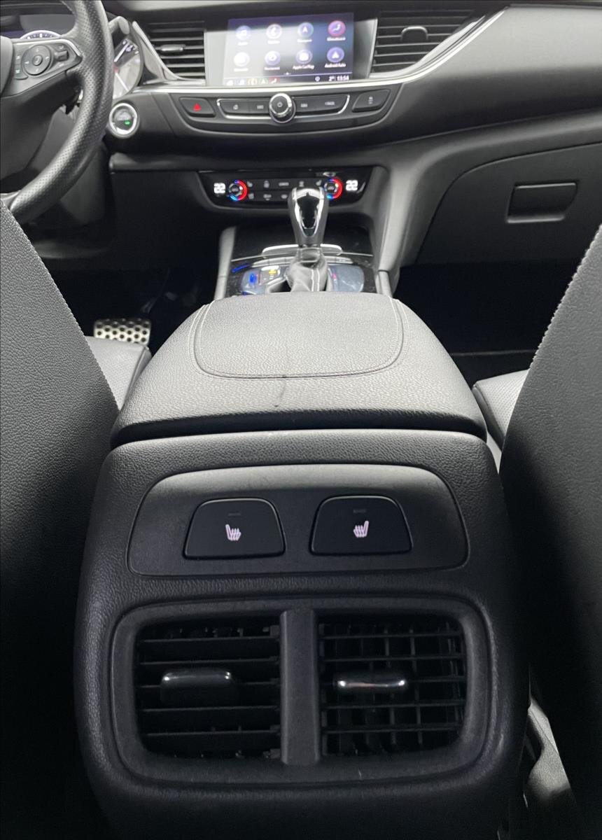 Opel Insignia Kombi 1,5 l 121 kw