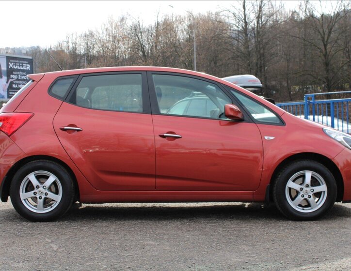 Hyundai ix20 Hatchback 1,4 l 66 kw