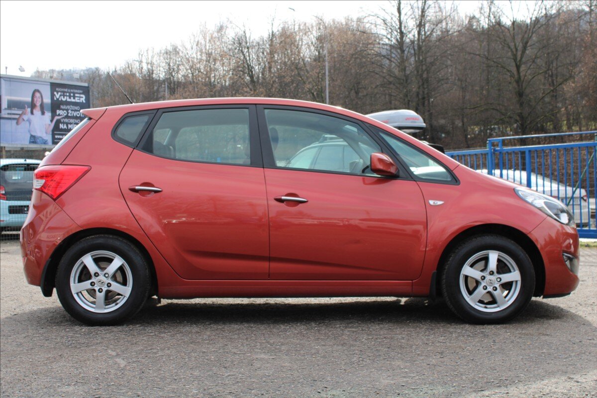 Hyundai ix20 Hatchback 1,4 l 66 kw