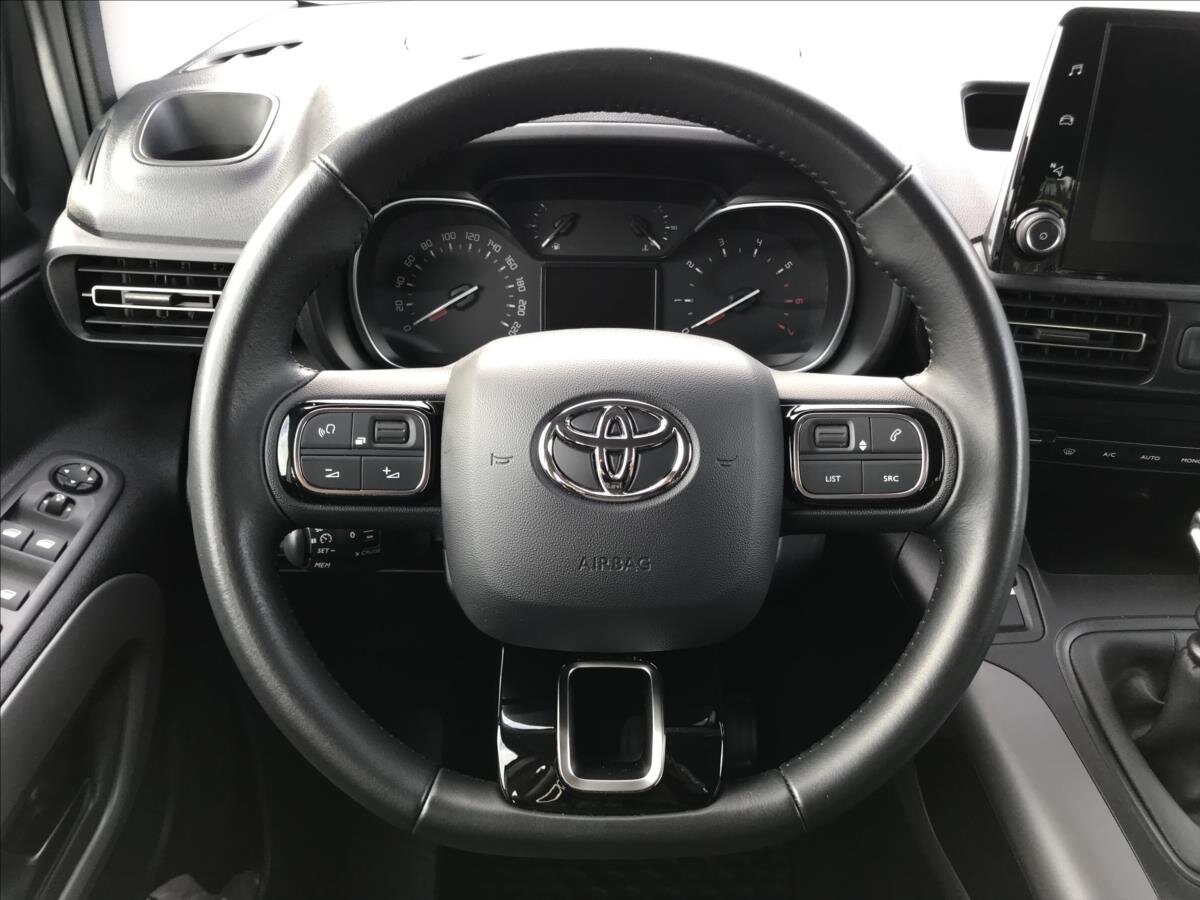 Toyota ProAce City Verso Kombi 1,5 l 96 kw