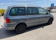 Volkswagen Sharan 5