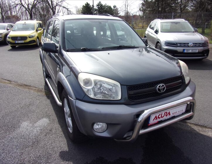 Toyota RAV4 Skříň 2,0 l 110 kw
