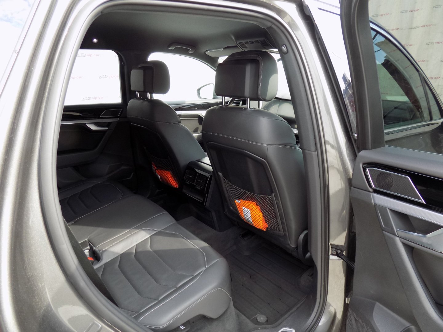 Volkswagen Touareg SUV / Terénní 3,0 l 210 kw