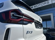 BMW iX3 11
