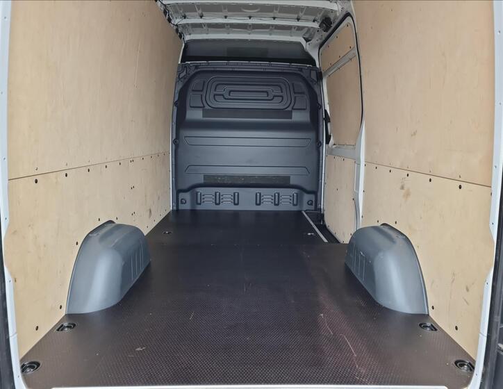 Mercedes-Benz Sprinter 18