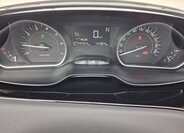 Peugeot 208 Hatchback 1,2 l 60 kw