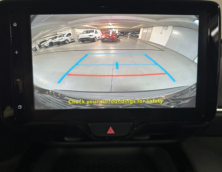 Toyota Yaris Cross 16