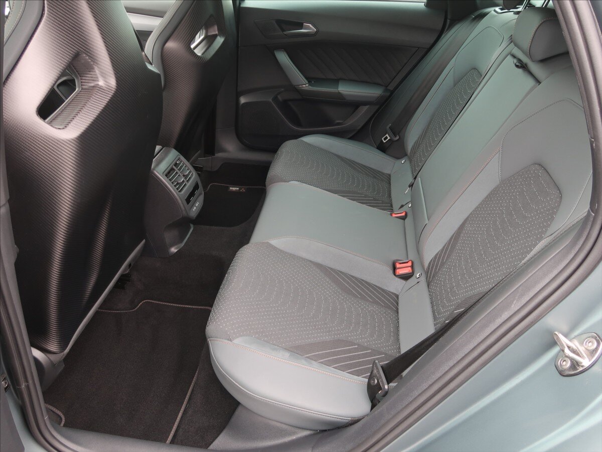 Cupra Leon Kombi 2,0 l 245 kw