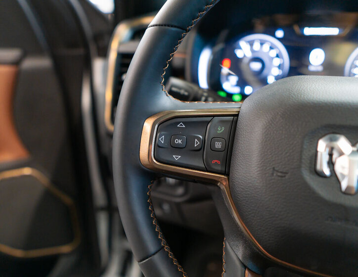 Dodge RAM Pick-up 5,7 l 291 kw