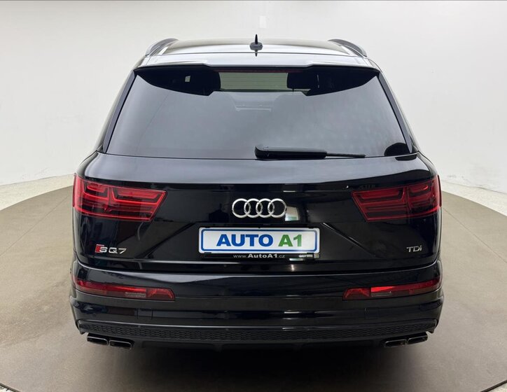 Audi SQ7 SUV / Terénní 4,0 l 320 kw